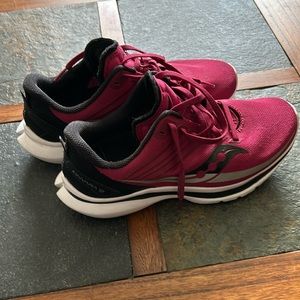 Saucony Kinvara 12 women’s 6.5